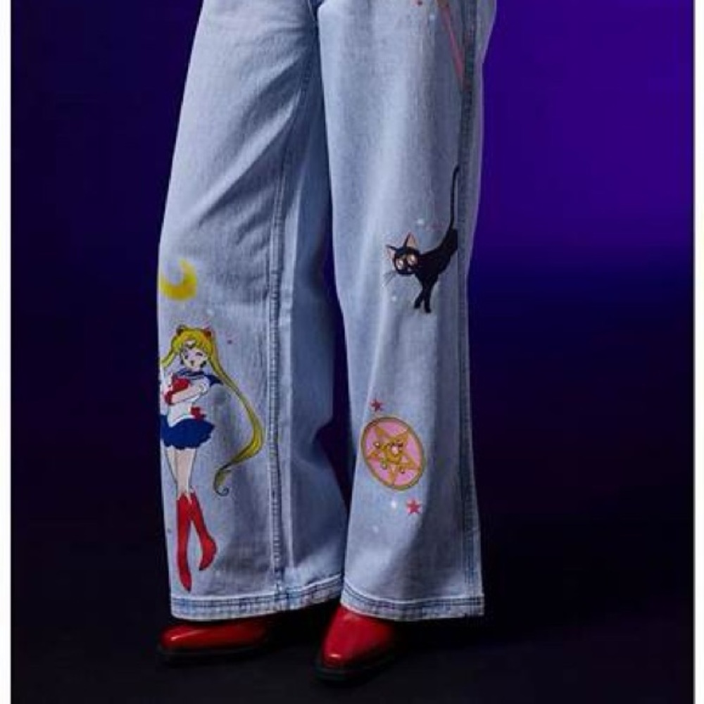Size 7 Hot Topic wide leg Pretty Guardian Sailor Moon jeans. Sold out! - Picture 11 of 11